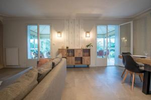 Maisons de vacances le repos de l-aubance , avec grand jardin et SPA : photos des chambres