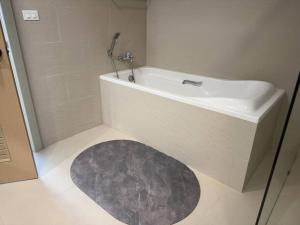 Sea View Brand New Big Flat