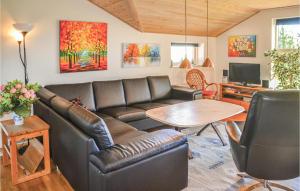 Holiday Home Hindbærvangen Oksbøl V