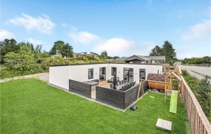 Beautiful Home In Ebeltoft With Sauna