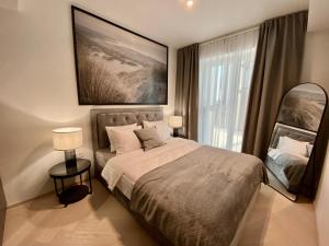 Vektor Premium Apartment with Rooftop Garden & Free Parking