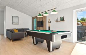 Gorgeous Home In Ebeltoft With Sauna