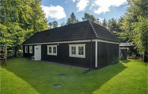 2 Bedroom Beautiful Home In Nykøbing Sj