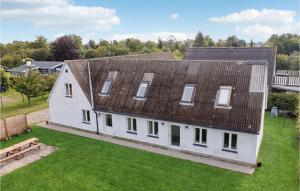 Amazing Home In Føllenslev With Wifi