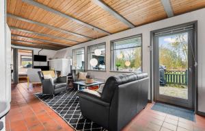 Cozy Home In Hemmet With Wifi