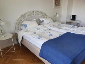 Central enrums lägenhet med altan