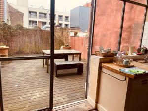 Spacious duplex with terrace in the middle of the center