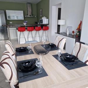 Appartements Spacieux T3 lumineux avec balneo a 5min de la gare : photos des chambres