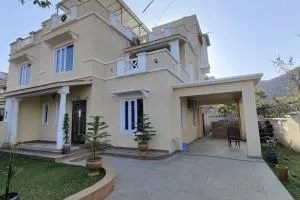 Aarambh villa for Home Stay, Family, Group Vacation - Nāi