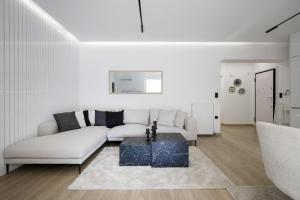 Glyfada Golden Residence - 3 bedroom - Greecing