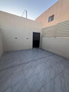 شقة بغرفة نوم وغرفة معيشة 2