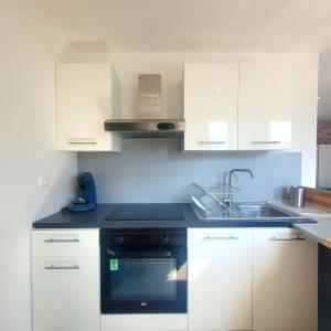 Appartements Elegant 3 Chambres avec Parking : photos des chambres