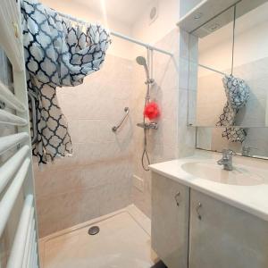 Appartements Elegant 3 Chambres avec Parking : photos des chambres