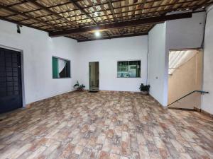 Casa com vista, próxima Catedral Cristo Rei