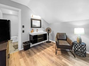 Timberline Lodge, Downtown Ellicottville - Near Ski Resort