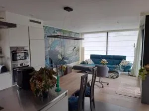 Carlotta Penthouse - Ganzendries