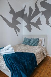 Aquilla Family Room 306