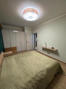 Cozy apt - parking &amenities