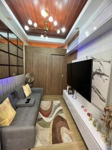 Hadisha Suite Spring Residence