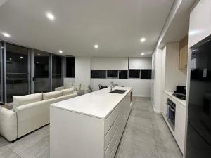 2-bedroom 2 minutes to Train Station