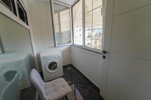 2 Steps from city center apt 3 2