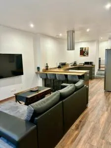 Chic 3 bed in medieval village - Auradou