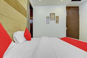 Hotel O OM