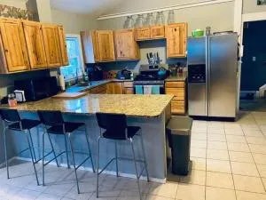 Beautiful, Spacious Home, minutes to the Old Port! - North Windham