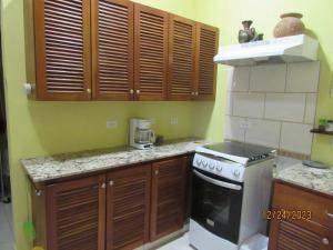 Mountain House with Pool in Altos del Maria