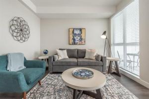 Modern Old Town Suite With Private Balcony