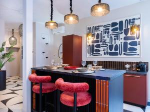 Host Inn Bien-être SPA JACUZZI Downtown