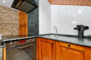 Ático Dúplex con Terrazas Privadas Vigo Centro 2 hab ツ by Rias Baixas Rentals