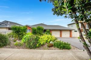 15 Offshore Dr Middleton - Linen & Wi-Fi Included