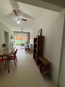 Apartamento lindo na Praia Lázaro