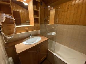 Spacieux appartement 2 pièces pour 5 pers. au Chinaillon - FR-1-458-211