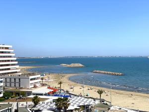 Appartement front de mer 6 pers, parking, WIFI - FR-1-790-32