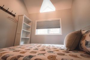 Newly Renovated 100 Year Old Bliss Cottage - Adaline