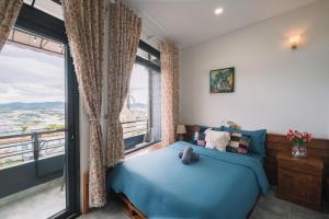 An Phu House Valley View