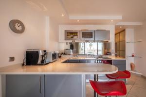 Les Tropiques Bord de mer Juan les pins