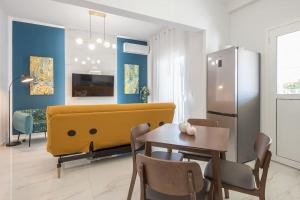 Spacious Athens Apt Large Balcony 200m to Metro