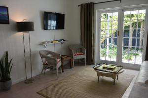 Keenans at 9 Nirvana