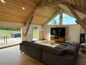 La Flânerie, spacieux loft au calme avec jacuzzi