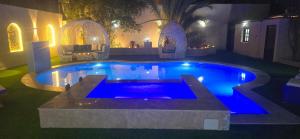 Luxury Royal Blue Family Villa 8pers private pool