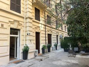 C1 Top Class Apartments, 2 camere delux, max 6 persone distante 15 minuti a piedi da Fontana di Trevi