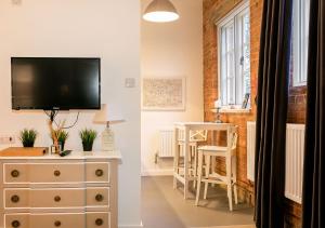 Rotheram (Suite) at Bicester Heritage