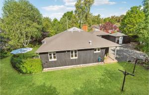 Three-Bedroom Holiday Home In Grenaa