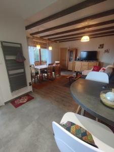Chalets Chalet au bois des ecureuils classe trois etoiles. : photos des chambres