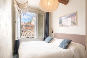 Maisons de vacances Superbe maison avec piscine en plein coeur du village : photos des chambres