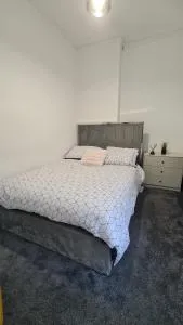 Deluxe 2-bed Apartment, Birmingham - 伯明翰