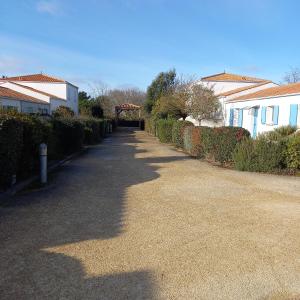 Maisons de vacances Maison 3 etoiles a 50m mer plages iles nature piscine chauffee jacuzzi prive WIFI : photos des chambres